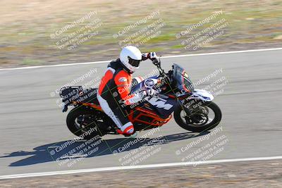 media/Feb-05-2023-Classic Track Day (Sun) [[c35aca4a42]]/Group 2/session 1 turn 9/